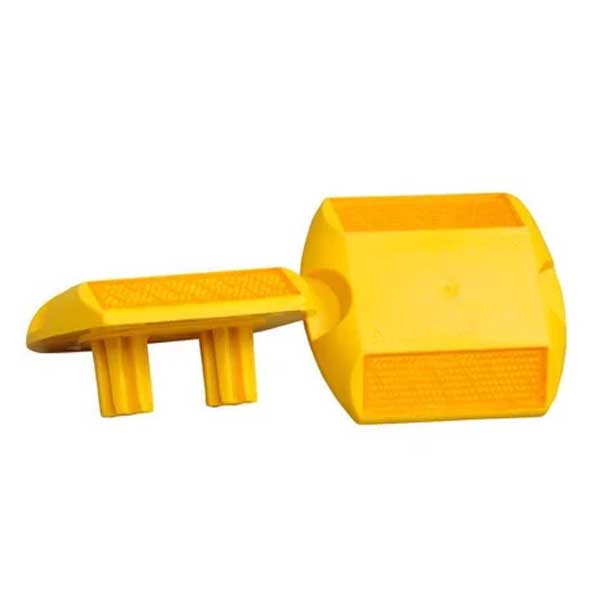 Molded Shank Road Stud Manufacturers, Suppliers in Delhi